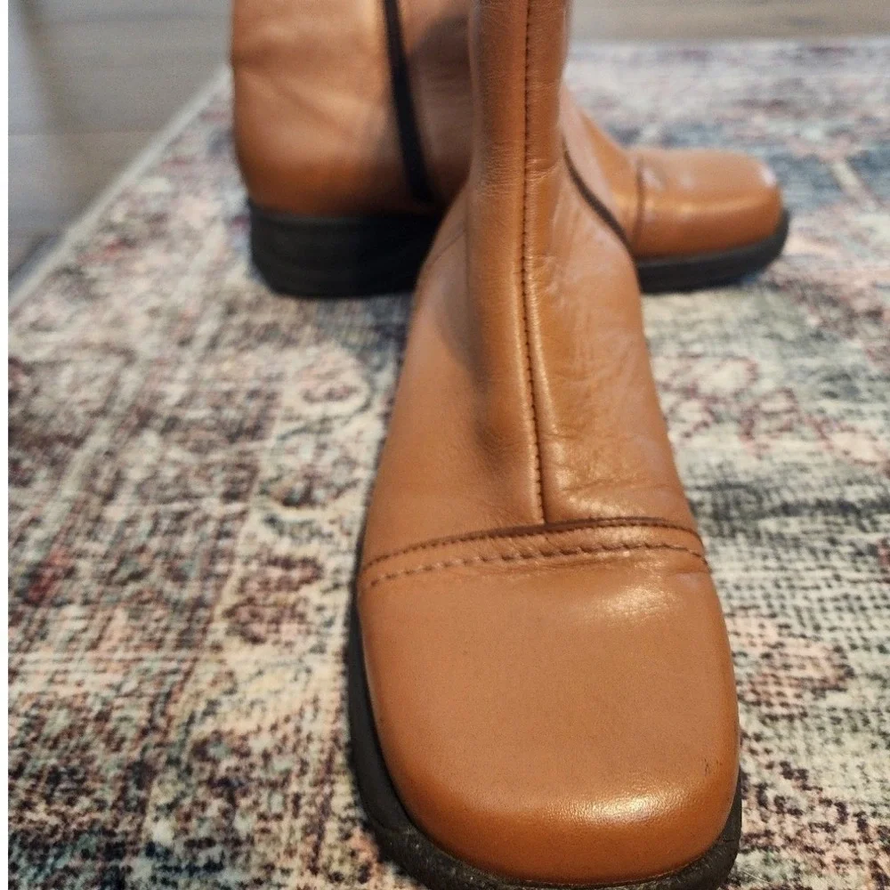 VTG La Canadienne Leather Square Toe Boots. Gritty Boho indiesleaze Fall winter